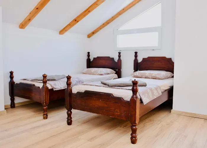 Luxury Marija Panoramic Pool & Nature Retreat * Подгориця